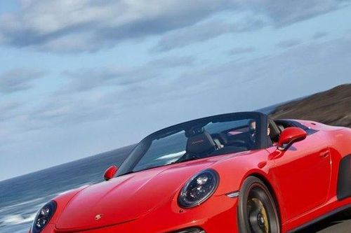 Khó tin nhưng có thật: Mỗi năm Porsche chỉ sản xuất 2 chiếc xe thể thao giống hệt nhau