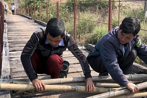 Cần sớm sửa chữa cầu treo Cây Muỗm