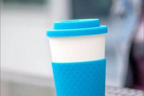 Thế giới Thế giới toàn cảnh Đức: Câu chuyện về ly uống cà phê làm từ tre và khuyến cáo về tác hại đến sức khỏe