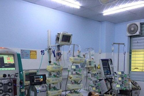Cứu sống bệnh nhi ngưng thở, ngưng tim trong đêm