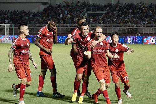 Bầu Đức sắp... thua kèo vì thách TPHCM vô địch