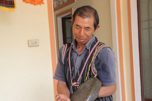 Người nghệ sĩ của lòng dân