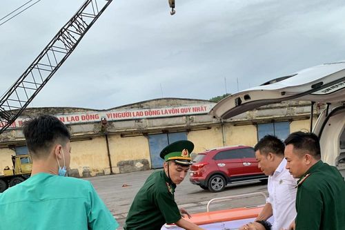 Cấp cứu kịp thời ngư dân Nghệ An bị nhồi máu cơ tim trên biển Hà Tĩnh