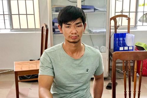 Mới ra tù đã phô diễn nhiều vụ 'ăn bay' trên đường phố