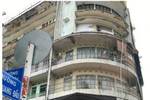 Triển khai ngay việc di dời dân để xây mới chung cư Bùi Viện