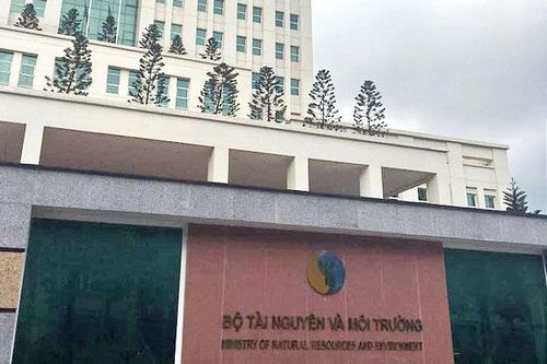 Bộ Tài nguyên và Môi trường lên tiếng về bổ nhiệm 100 cán bộ không đủ điều kiện