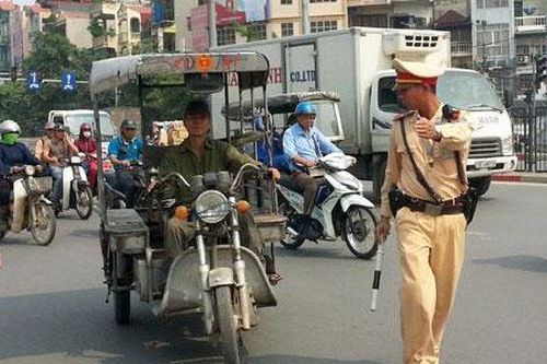 Quản lý xe 3 bánh tự chế trên địa bàn Hà Nội: Đồng bộ nhiều giải pháp