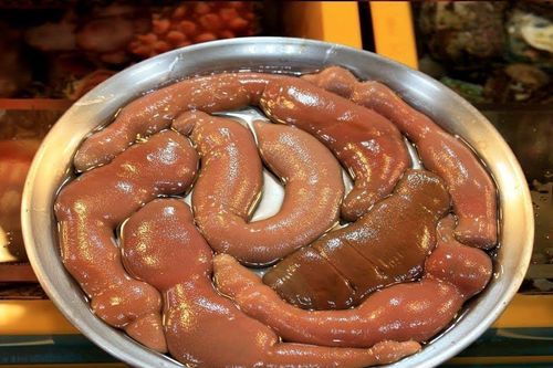 Món cá khiến thực khách đỏ mặt được bắt như thế nào?