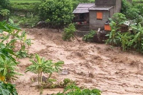 17 người bị nước lũ cuốn mất tích tại Thanh Hóa