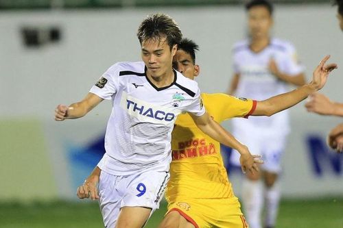 Tuấn Anh chấn thương ra sao mà HAGL phải… rơi điểm vì Châu Ngọc Quang?