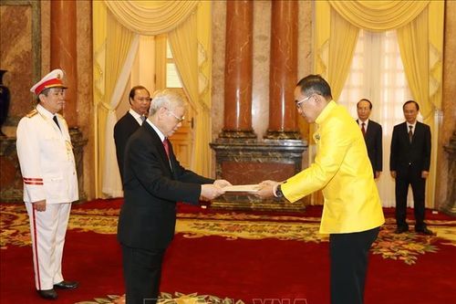 Tổng Bí thư, Chủ tịch nước Nguyễn Phú Trọng tiếp các Đại sứ trình Quốc thư
