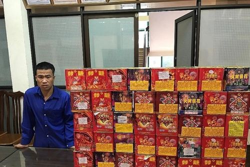 Lạng Sơn: Rao bán pháo trên mạng xã hội