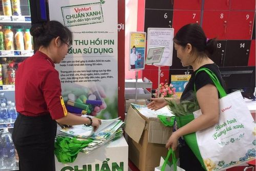 Vị khách mua 150 chiếc túi 'xanh' tại siêu thị với lý do đặc biệt