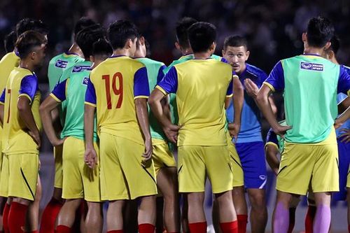 Hòa Thái Lan, U18 Việt Nam mất quyền tự quyết vào bán kết