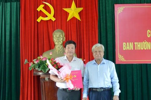 Nhân sự mới