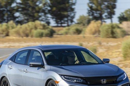 Honda Civic 2020 cập nhật kiểu dáng, công nghệ mới nhất, giá tương đương từ 500 triệu đồng