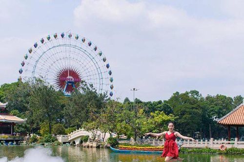 Giới trẻ phát sốt với cầu tàng hình ngay giữa trung tâm Sài Gòn