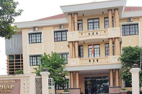Phó giám đốc sở Tư pháp Hậu Giang bị kỷ luật vì từ chối quyết định điều động