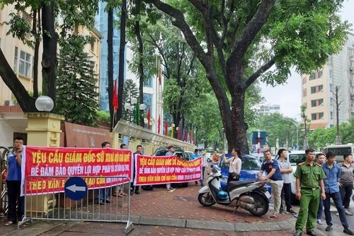 Cư dân chung cư 'đại gia điếu cày' truy trách nhiệm cơ quan quản lý