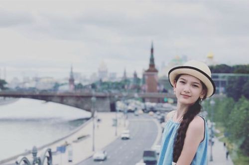 Em gái Lâm Tây sở hữu chiều cao 1m65 và thần thái cuốn hút ở tuổi 12