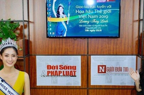 Giao lưu trực tuyến với Hoa hậu Lương Thùy Linh