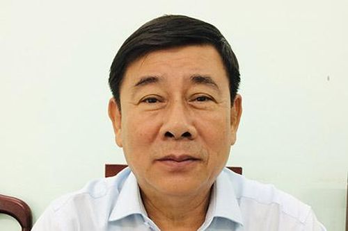 Ngành Y tế 'nóng', người dân 'lạnh'