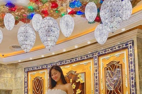Sao Việt ngày 25/8: Siêu mẫu Phương Mai mang khoe bụng bầu 6 tháng