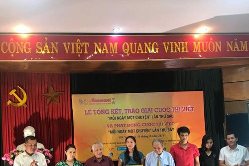 Trao giải cuộc thi viết 'Mỗi ngày một chuyện' lần thứ 6