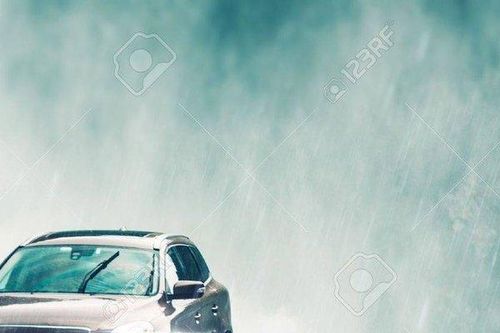 Ô tô cần kiểm tra, bảo dưỡng những gì sau khi bị dầm mưa?