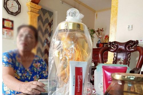 Hồng sâm 13 triệu là... rác, cụ bà Hà Nội bị lừa đau đớn