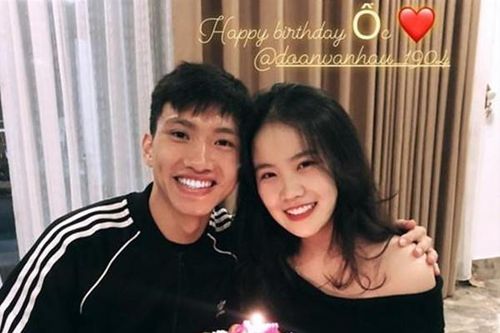 Đoàn Văn Hậu vừa ký hợp đồng vài chục tỷ, bạn gái khóc ròng vì gặp 'vận xui'