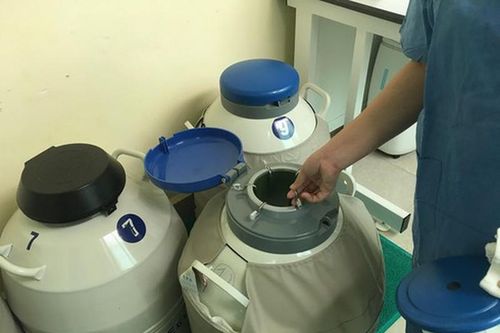 Gái ế U40 hốt hoảng bị mẹ bắt làm chuyện không tưởng