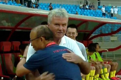 HLV Guus Hiddink: 'Trận thua U22 Việt Nam giúp chúng tôi học được nhiều điều'