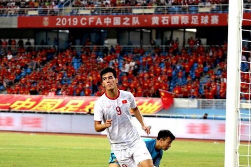 CĐV châu Á: 'Chỉ vài năm nữa, Việt Nam sẽ được dự World Cup'