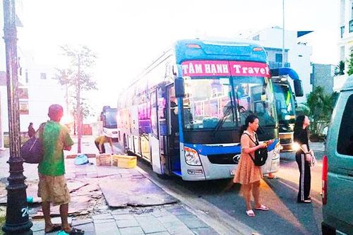 Nhiều điểm đón khách trá hình trong khu đô thị