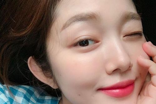 Các bước skincare đơn giản giúp da căng mịn tự nhiên khi thời tiết giao mùa