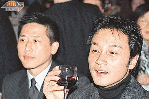 Bạn đời đồng tính đăng ảnh mừng sinh nhật Trương Quốc Vinh