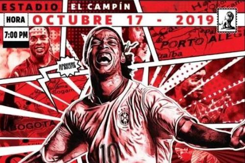 Ronaldinho chính thức trở lại thi đấu ở tuổi 39