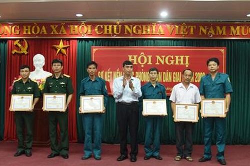 Thành phố Ninh Bình sơ kết việc xây dựng nền quốc phòng toàn dân