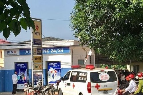 Nhân viên ngân hàng bị điện giật tử vong