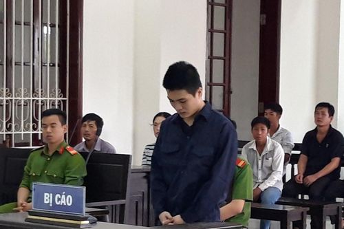Đâm chết người đánh mình, nam thanh niên lĩnh 9 năm tù giam