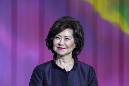 Nữ Bộ trưởng Giao thông Mỹ gốc Hoa Elaine Chao bị điều tra vì thông đồng với Trung Quốc và mưu lợi riêng