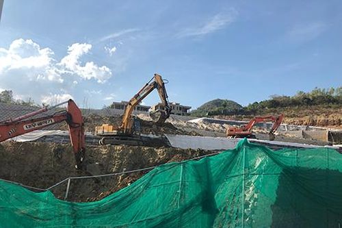 Hoàn thành việc tháo dỡ bức tường chắn xây sai phép ở dự án Marina Hill