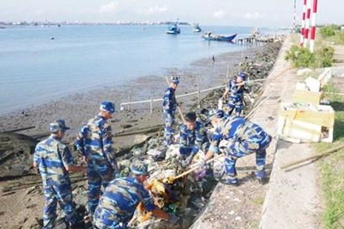 Chung tay bảo vệ môi trường biển