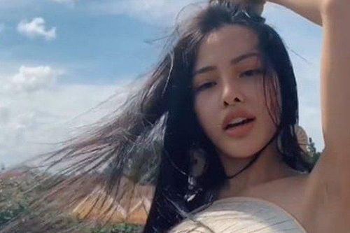 Người mẫu khỏa thân ở phố cổ Hội An gửi lời xin lỗi