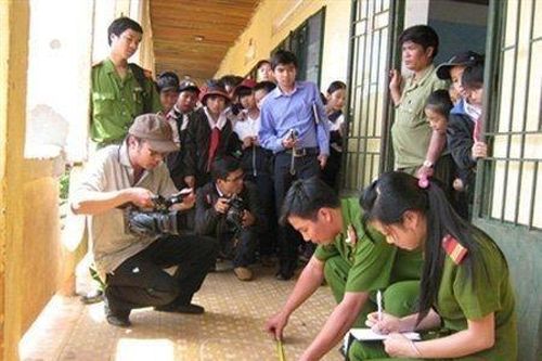 Nam sinh 10X bị đâm tử vong tại trường