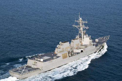 Mỹ điều tàu khu trục mang 'sát thủ' Tomahawk tới bảo vệ Saudi Arabia