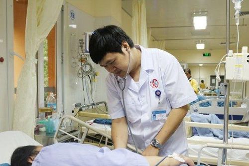 Người phụ nữ bị sốc phản vệ chỉ vì ăn thịt gà và con ruốc biển