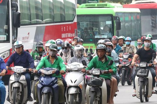 Ô nhiễm không khí nghiêm trọng ở Hà Nội, TPHCM: Cơ quan chức năng chậm trễ