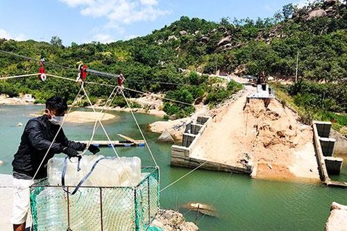 Triển khai dự án xây cầu qua thôn Nước Ngọt